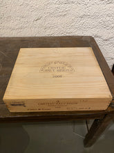 Cargar imagen en el visor de la galería, Chateau Haut-Brion Pessac Léognan 1er Grand Cru Classé 2008  CBO - Hapiwine Shop